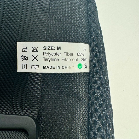 NWT. Pawaboo Pet Carrier Backpack. Pawaboo Pet Carrier for small dogs - Picture 12 of 16